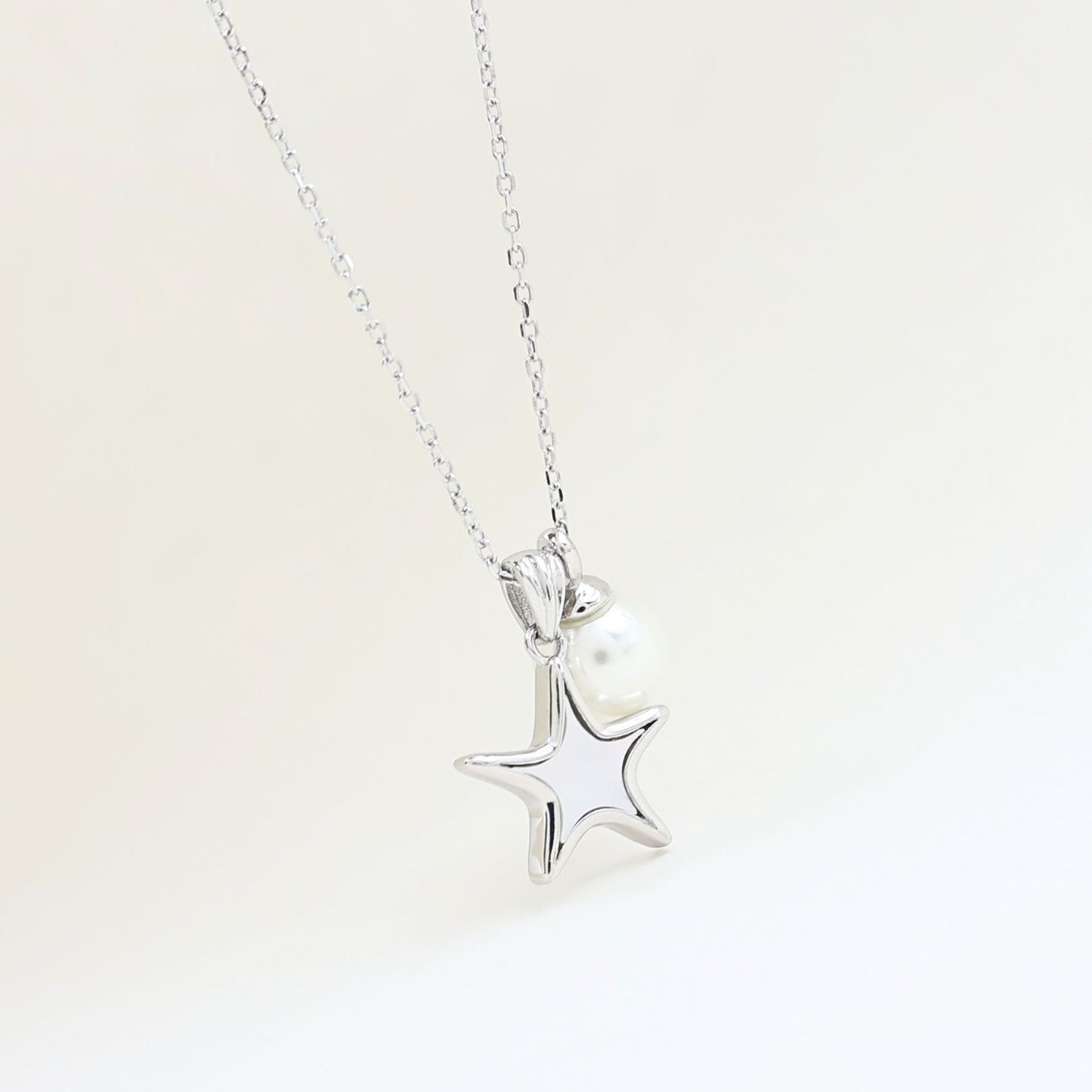 Silver Star & perol Chain 925