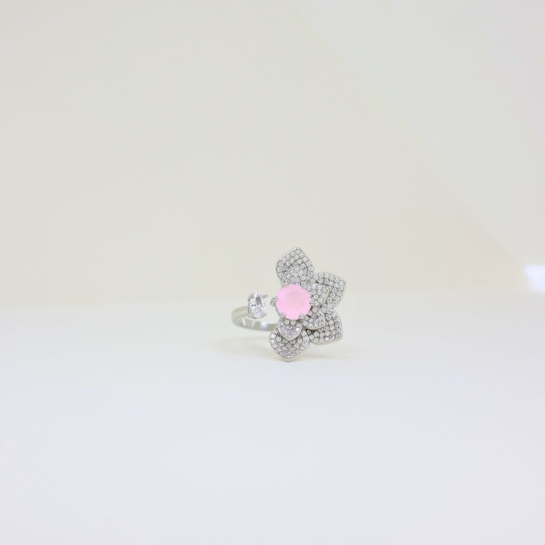 Flower cut Design charming Rings pink stone
