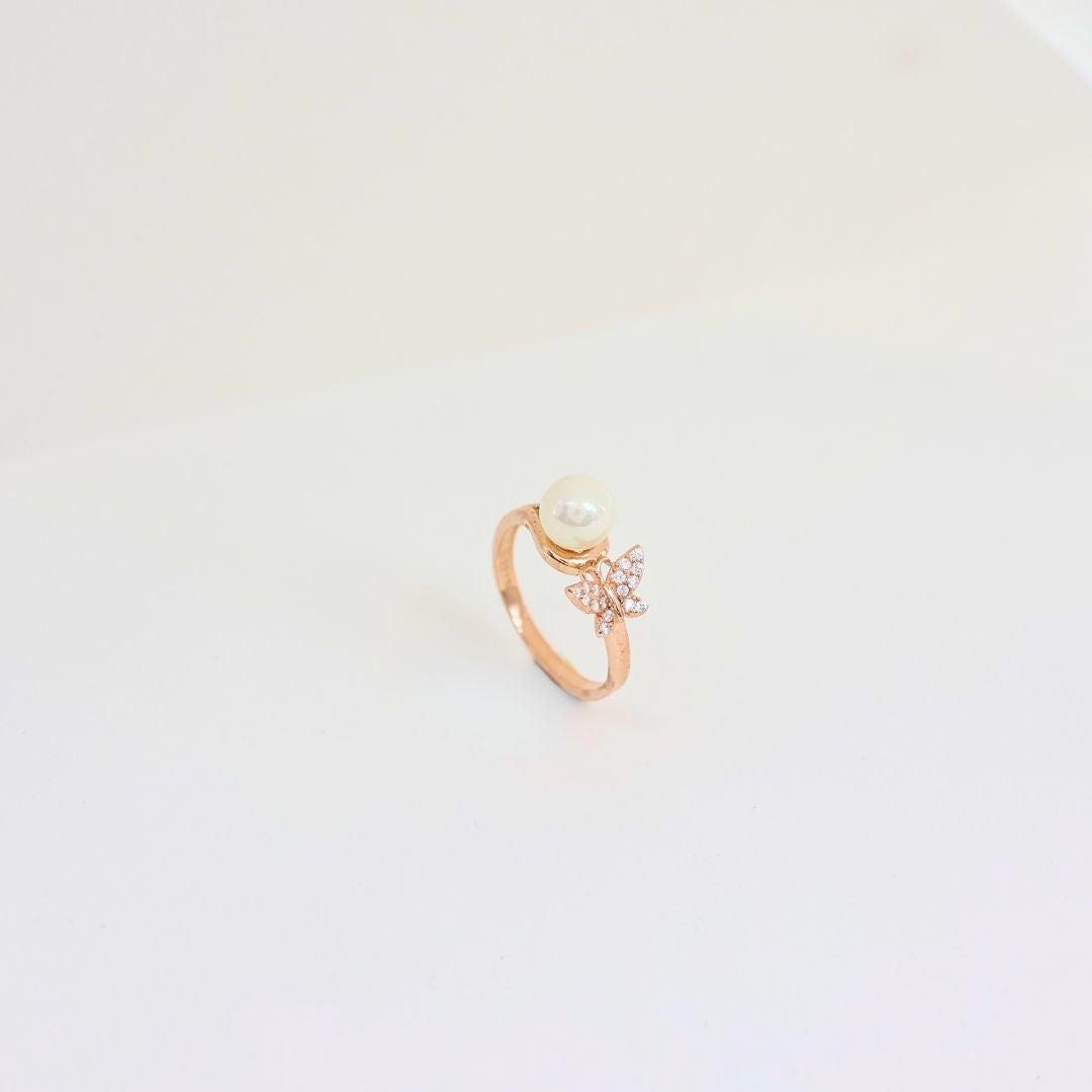 Pearl & butterfly shimmering Rosegold finishing/fancy silver ring (adjustable ring) 925