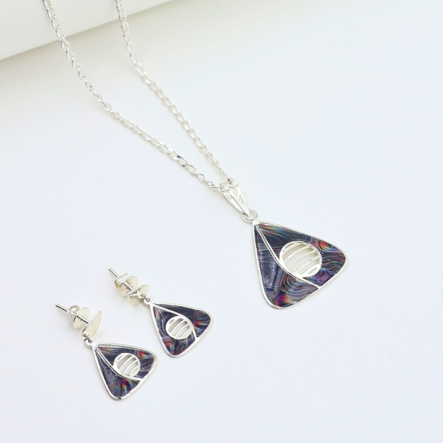 925 Silver Unique Pendant Set