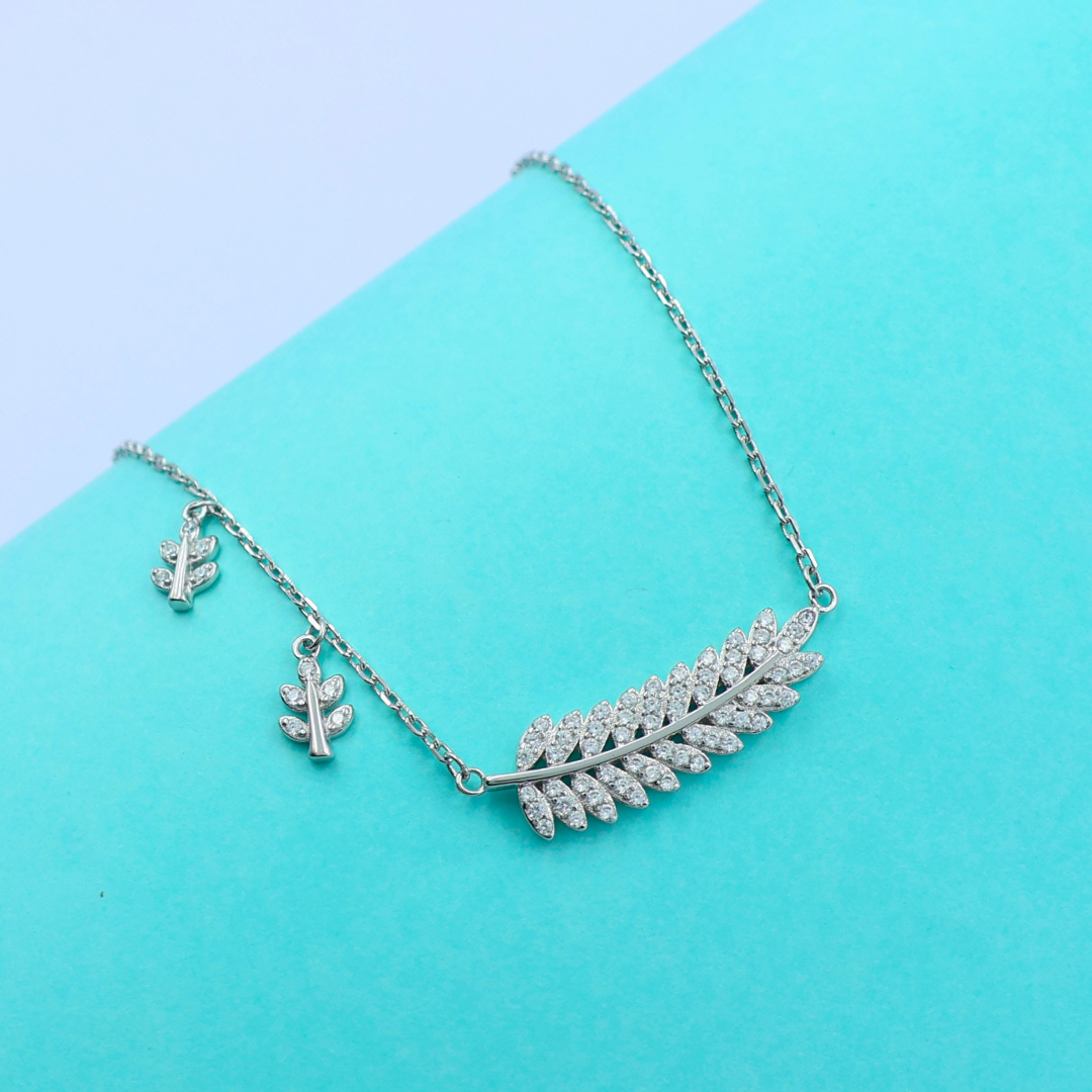 Silver Leaf Centerpiece Bracelet 925