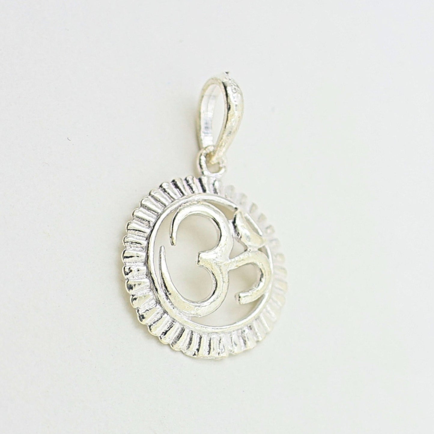925 Silver Om Pendant